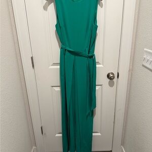 Kelly Green Sleeveless Jumpsuit with Belt